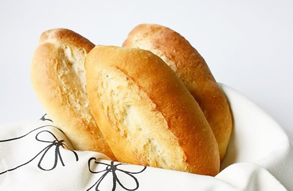 Làm bánh mì bằng bột mì đa dụng